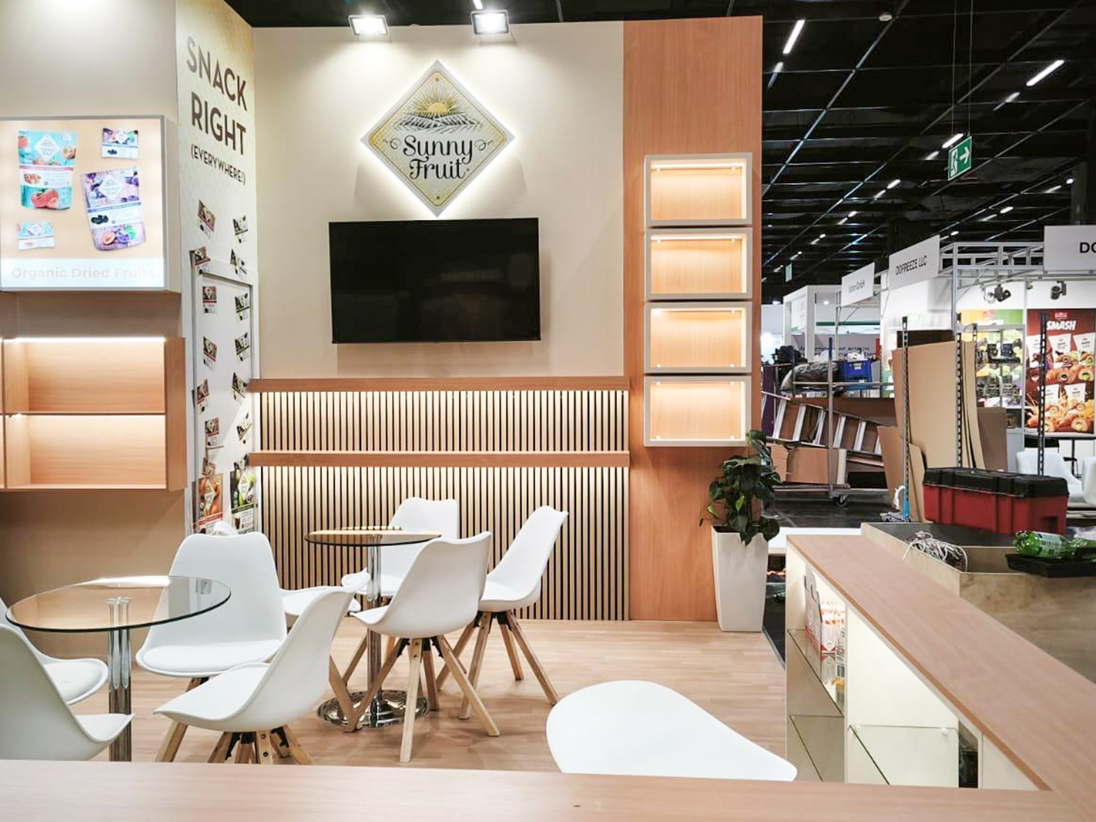 SUNNY FRUIT ISM 2026 - Custom exhibition stand design by UNIO Exhibition for SUNNY FRUIT